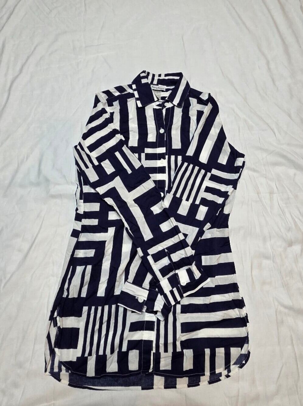 Tommy Bahama Black and White Geometric Button-Front Shorts